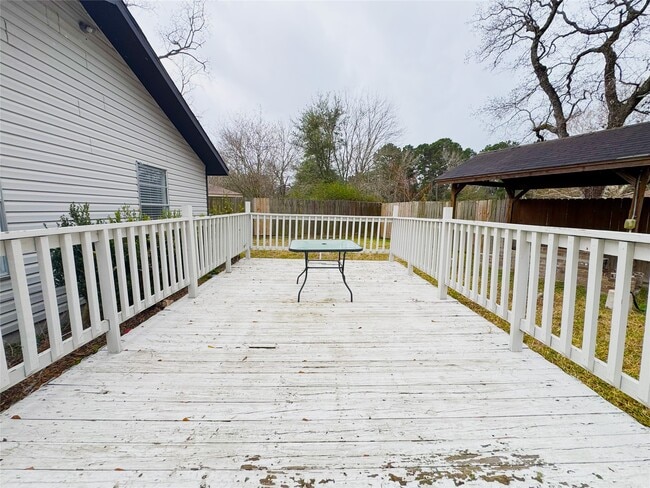 Building Photo - 918 Bolton Ct