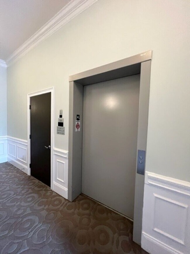 Building Photo - 2BR/2FULL BATH! Down Town Wilmington ''The Weldon'', an art deco Brooklyn Arts district.