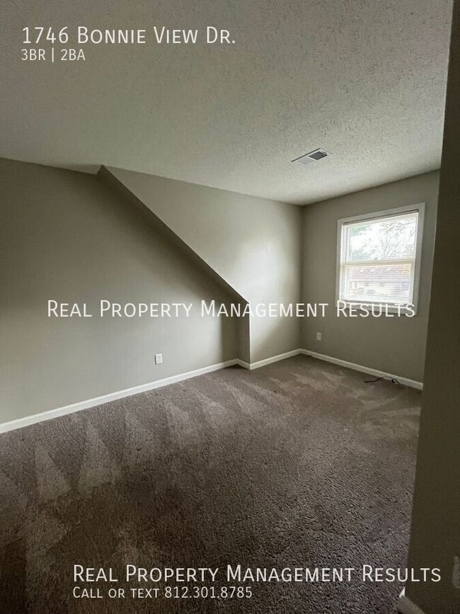 Building Photo - 1746 Bonnie View Dr
