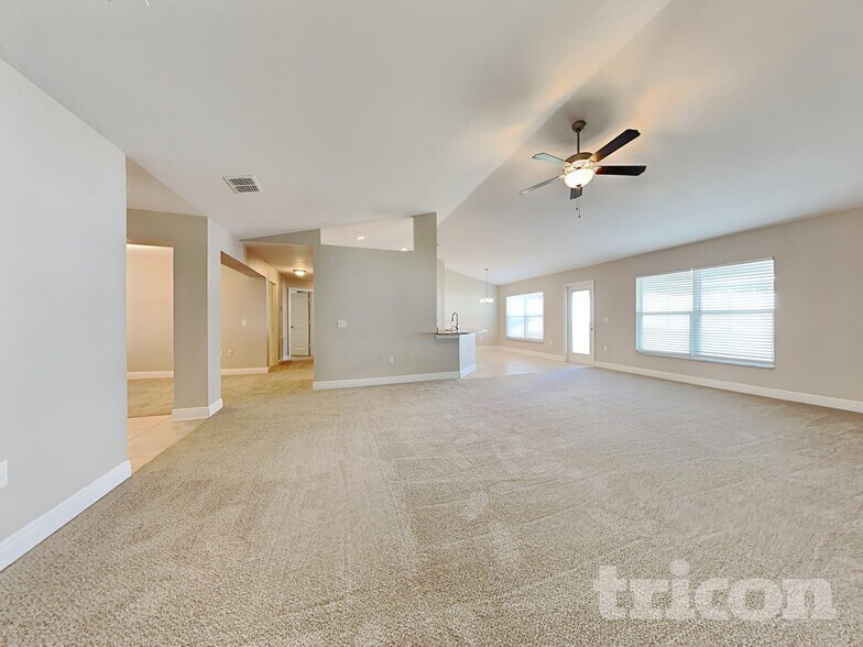 Building Photo - 1599 Lemon Ave