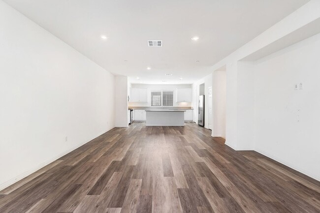 Building Photo - 14055 Ruby Ln