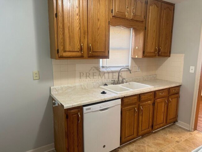 Building Photo - 6328 College Ave