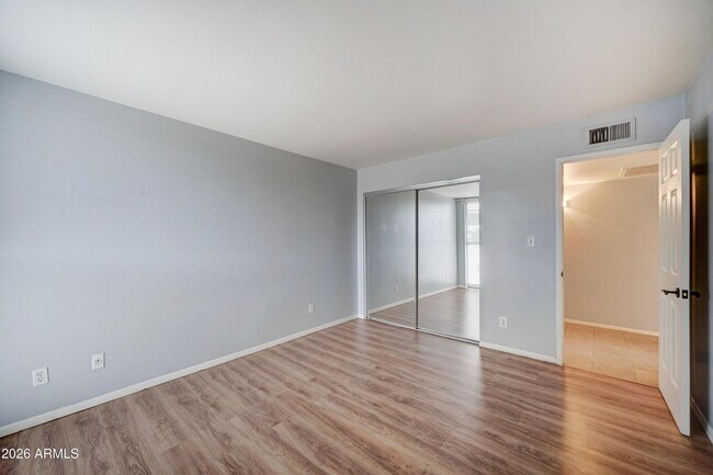 Building Photo - 4204 N 38th St