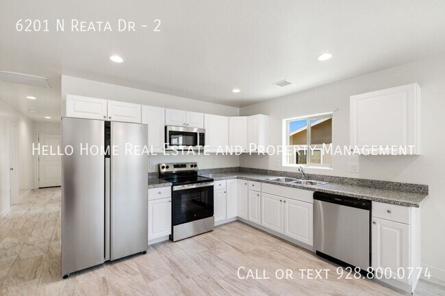 Building Photo - 6201 N Reata Dr