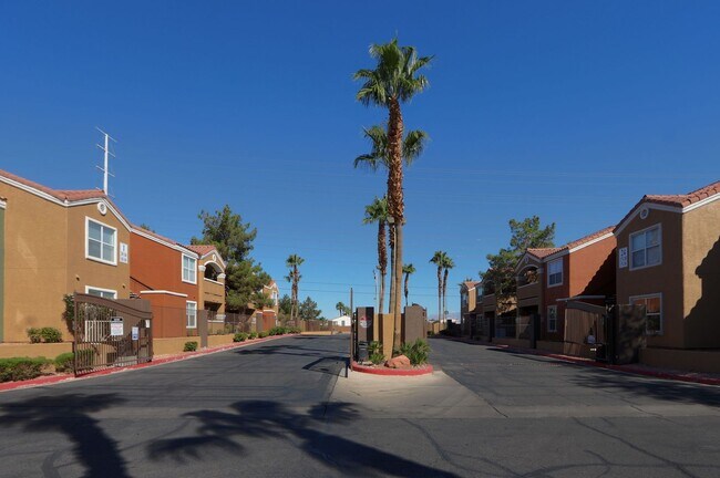 Building Photo - Fabulous Home!