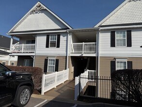 Building Photo - Two Bedroom Two Bath Condo with NO STAIRS!!