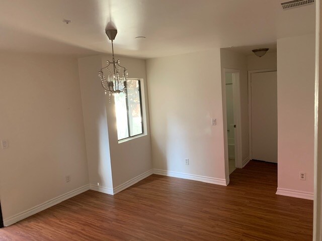 Master Bedroom - 1255 Los Robles N Ave