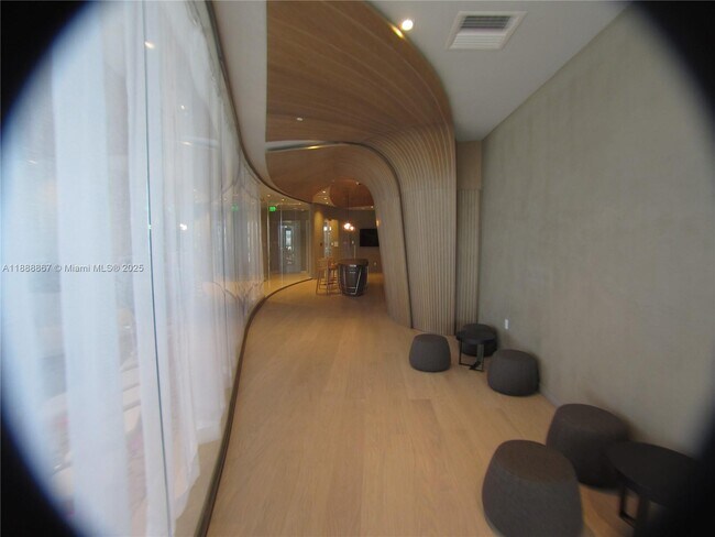 Building Photo - 1000 Brickell Plaza