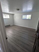 Building Photo - 865 Lincoln St