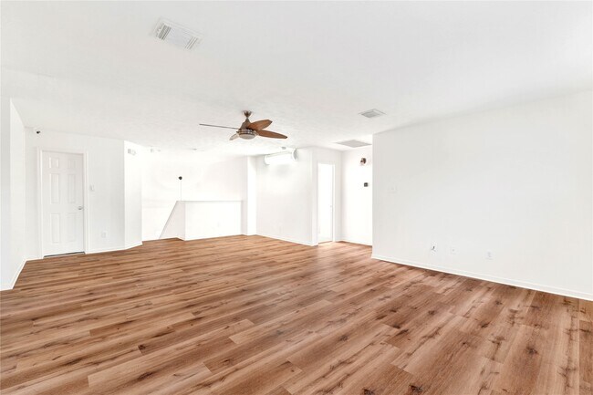 Building Photo - 8518 Windy Thicket Ln