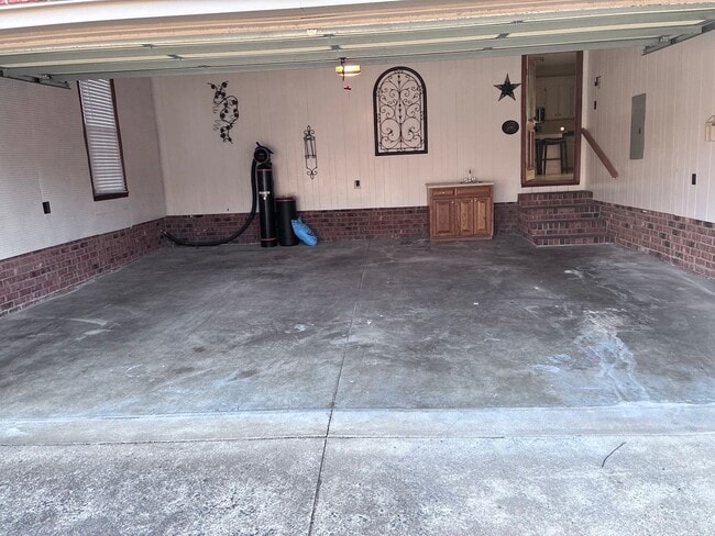 Building Photo - Available Now