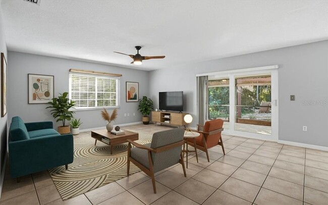 Building Photo - 6808 Friendship Dr