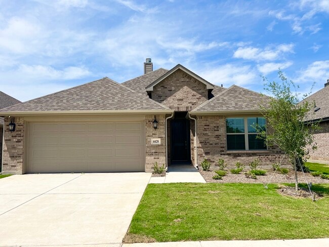 Primary Photo - 4428 Mill Falls Dr