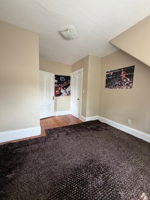 Building Photo - 253 Whitwell St