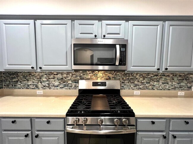 Building Photo - 10909 Reliance Creek Dr