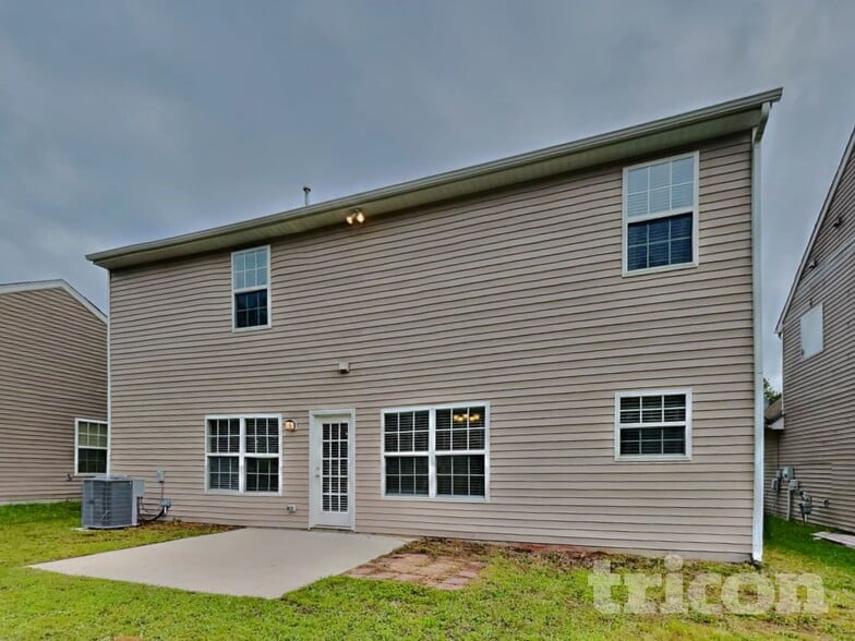 Building Photo - 1129 Hawick Dr