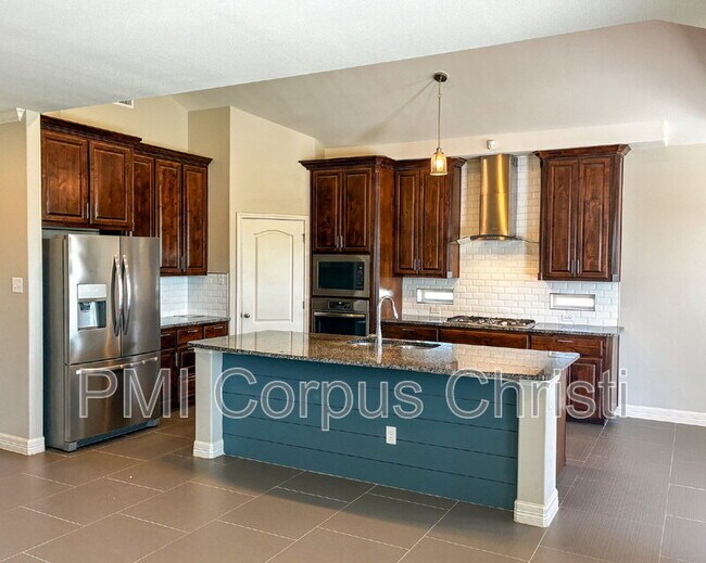 Building Photo - 3701 Nahid Ct