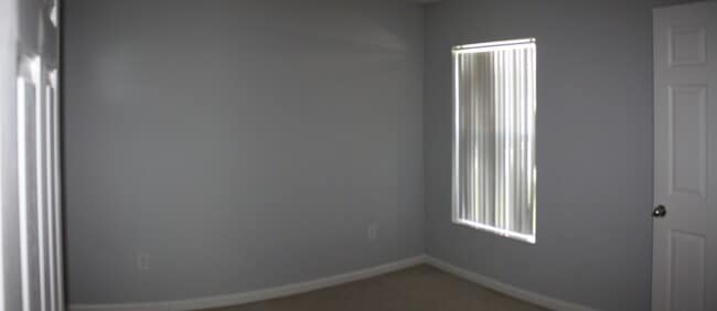 Building Photo - 4095 SW 51st Ct