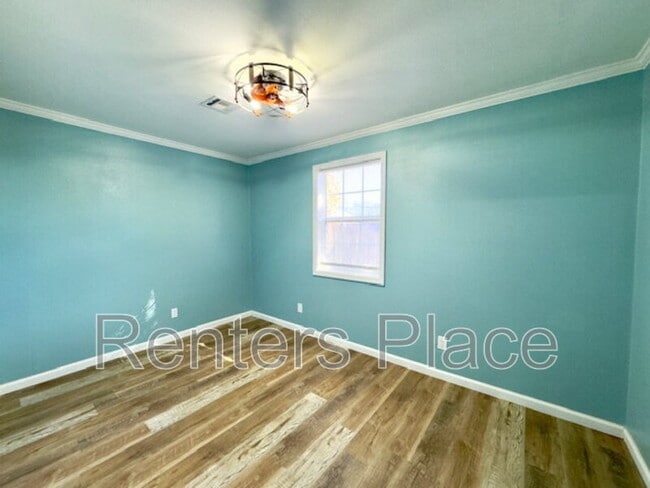 Building Photo - 16929 A S Memorial Dr