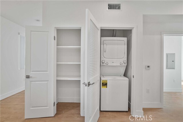 Building Photo - 8750 Sepulveda Blvd