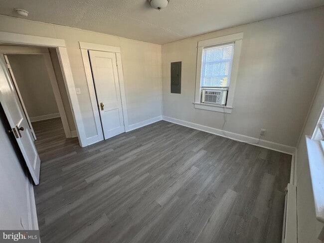 Building Photo - 516 Wyne Dr