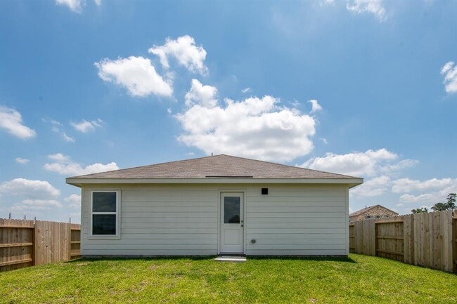 Building Photo - 640 Magnolia Creek Dr
