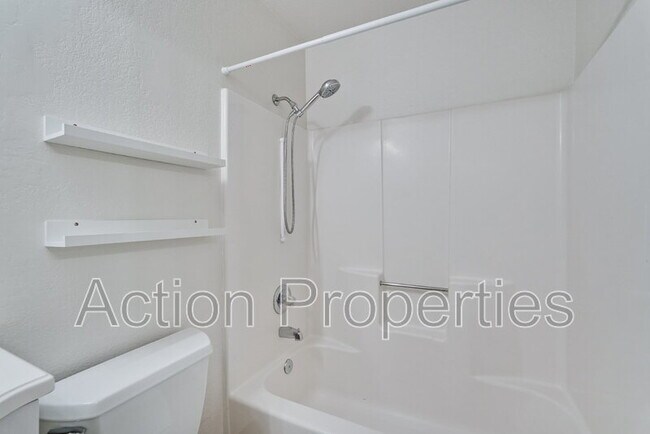 Building Photo - 4010 Shanj Ct