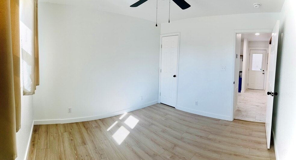 Building Photo - 311 SW 10th St