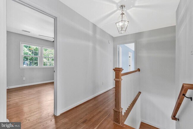 Building Photo - 7730 Falstaff Rd