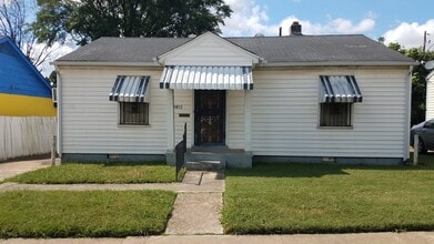 Building Photo - 1513 Ragan St