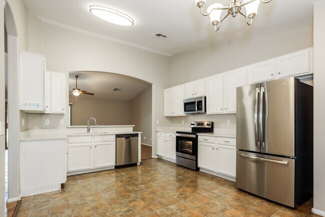 Building Photo - 14988 W Riviera Dr