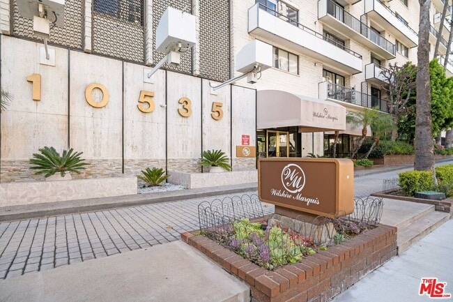 Building Photo - 10535 Wilshire Blvd