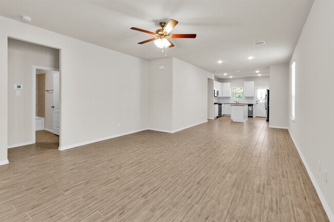 Building Photo - 25711 Hickory Pecan Trl
