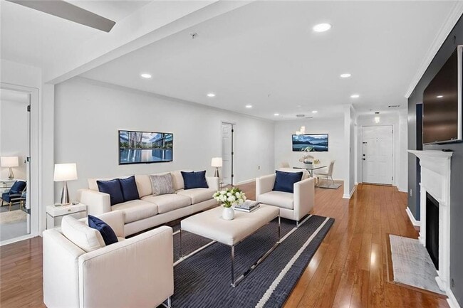 Building Photo - 27207 Plantation Dr NE