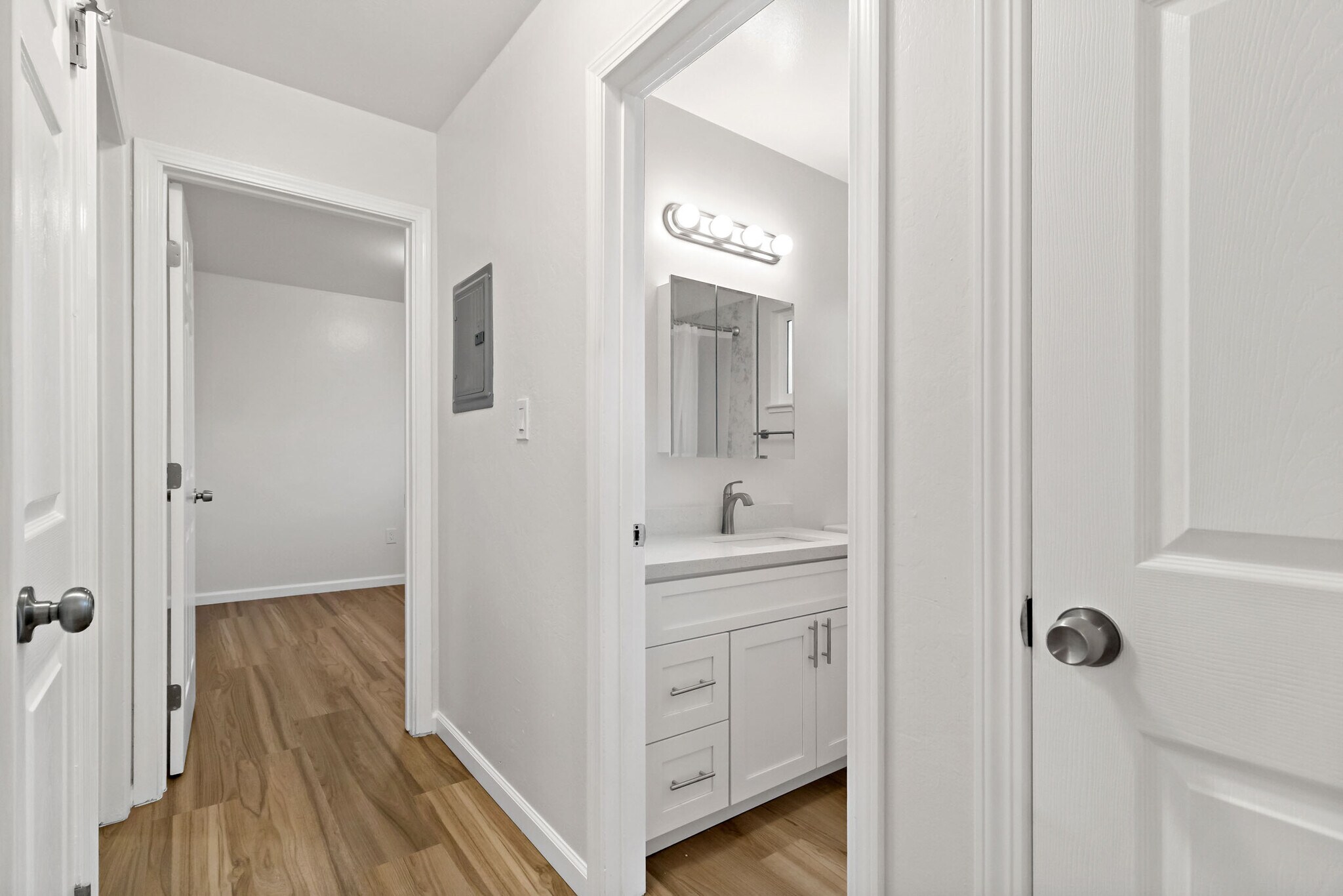 Building Photo - 3319 Nevin Ave