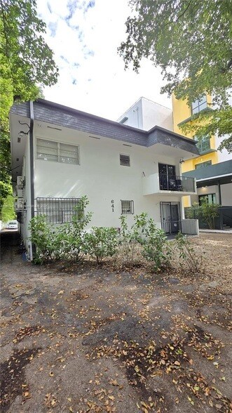 Building Photo - 641 NW 2nd St