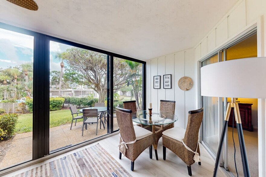 Building Photo - 6400 Flotilla Dr