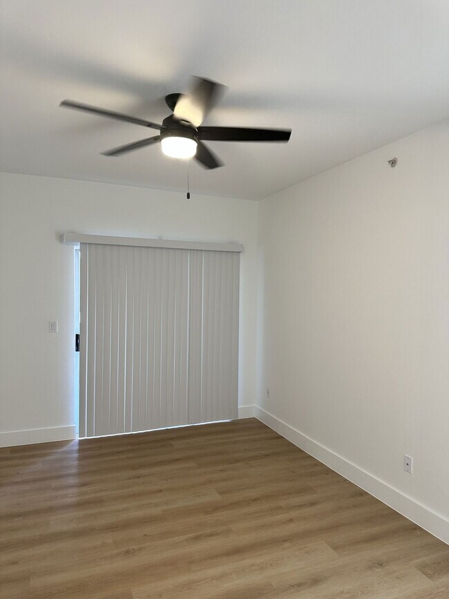 Building Photo - 6740 Davidson St