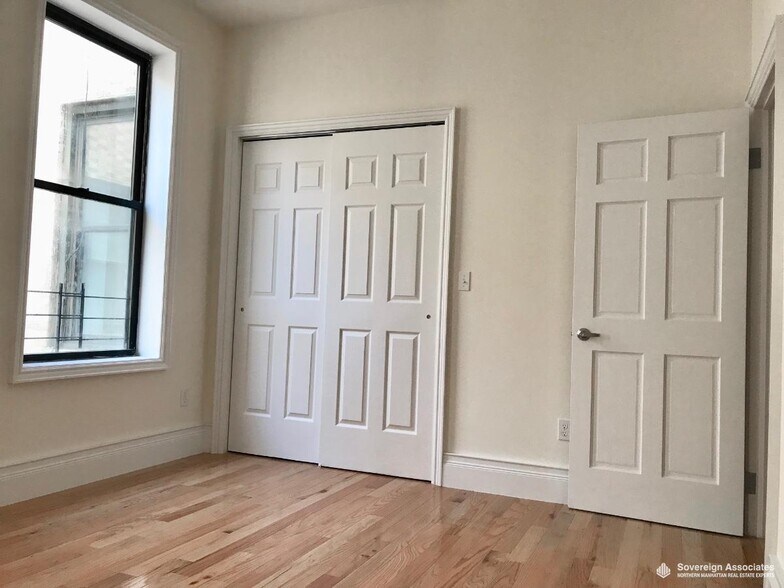 Building Photo - 250 Fort Washington Ave