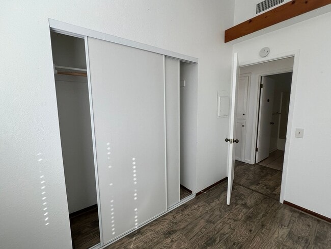 Building Photo - 349 Mar Vista Dr