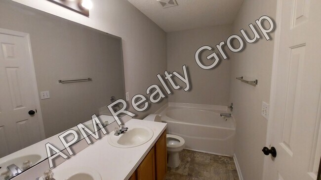 Building Photo - Prime Northeast rental