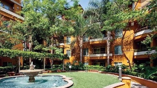 Building Photo - 344 Hauser Blvd