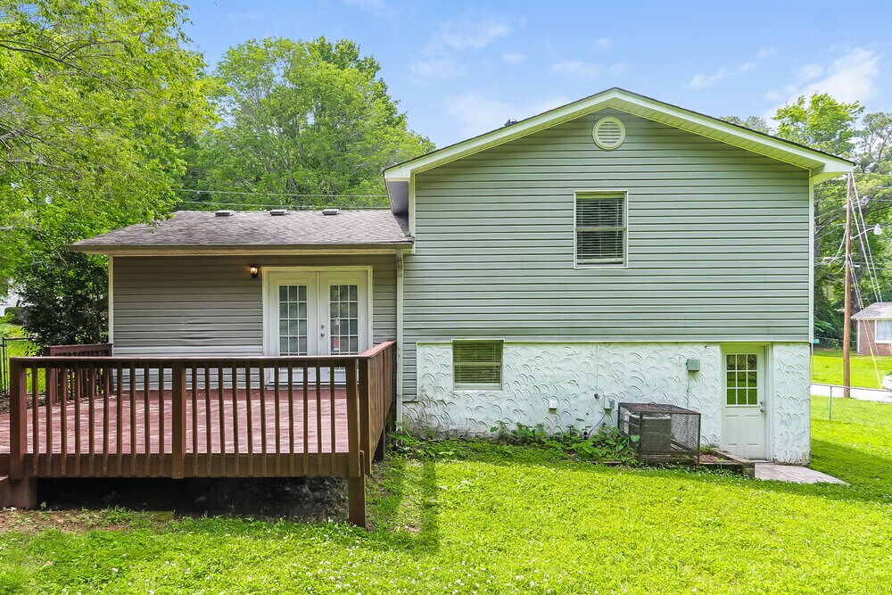 Building Photo - 2561 Gaylon St