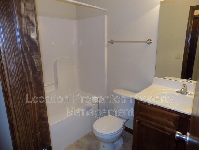 Building Photo - 433 Arkansas St