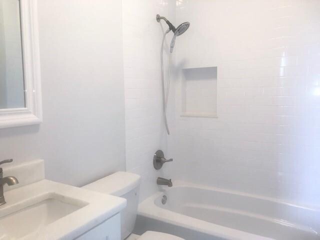 Building Photo - 230 Riverwalk Cir