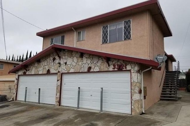 Primary Photo - 3321 64th Avenue Pl