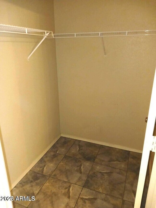 Building Photo - 5401 E Van Buren St