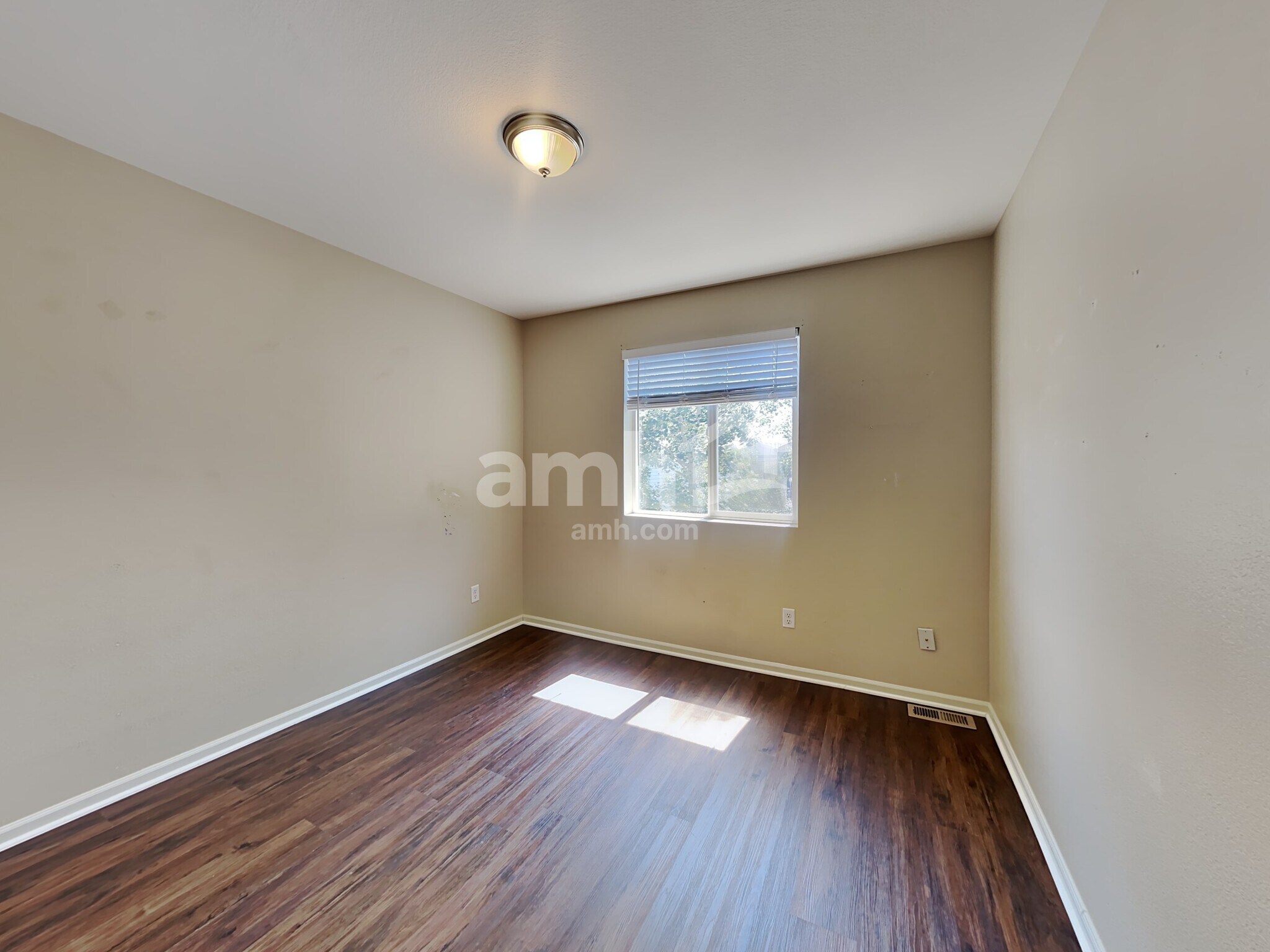 Building Photo - 18644 E 47th Ave