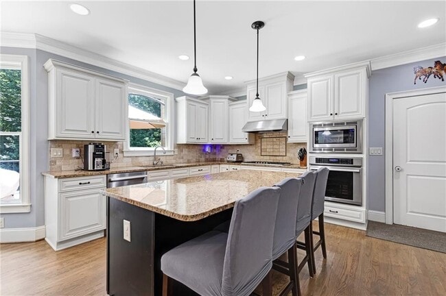 Building Photo - 4332 Cove Way Dr NE
