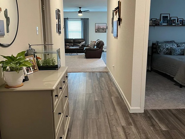 Building Photo - 10316 Castle Lyons Ln